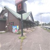 Island Lake Inn