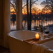 Modern Farmhouse on Snake River