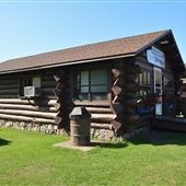 Two Harbors Chamber of Commerce and Tourist info Center
