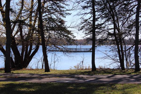 Lake Nokomis Park
