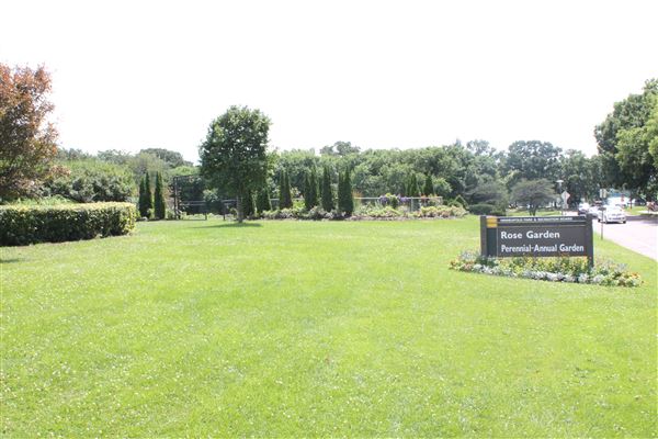 Lyndale Park Rose Garden
