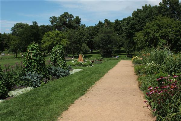 Lyndale Park Rose Garden