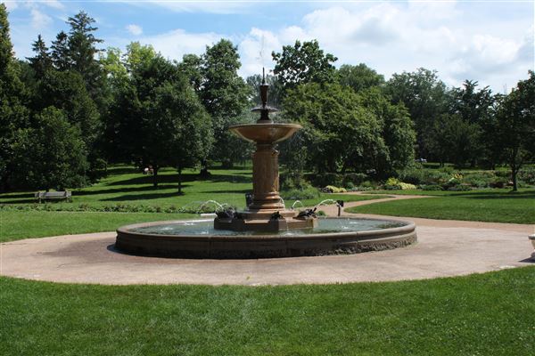 Lyndale Park Rose Garden
