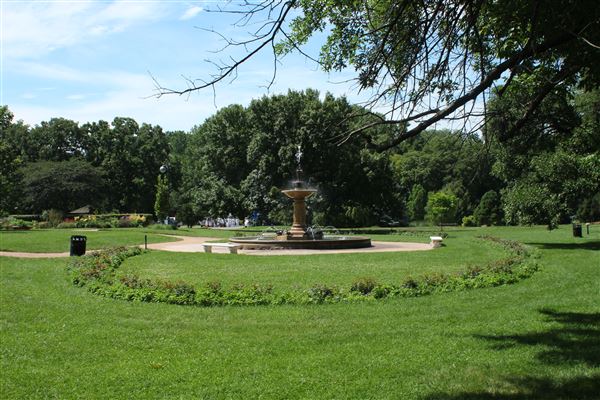 Lyndale Park Rose Garden