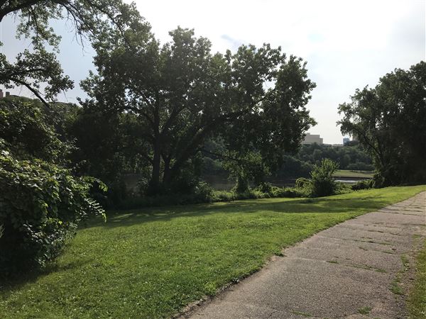 East River Flats Park