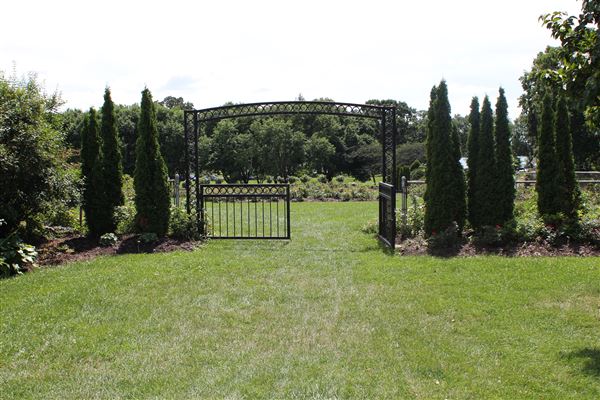 Lyndale Park Rose Garden